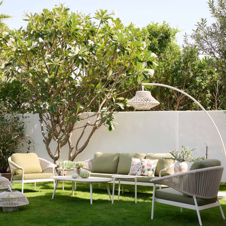 Aluminum vs Teak vs Rope Weave: Which Outdoor Furniture Material Wins in the UAE?